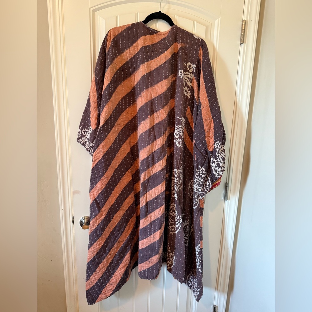 Kantha Striped Kimono with Denim Pockets - Picture 4 of 4